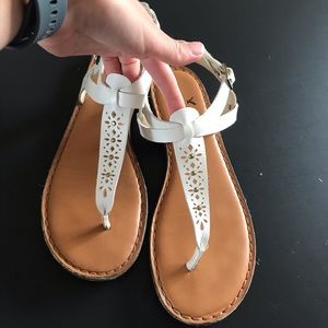 American Eagle White Sandals Size 9